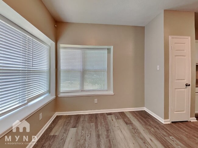 Building Photo - 4334 Egret Dr