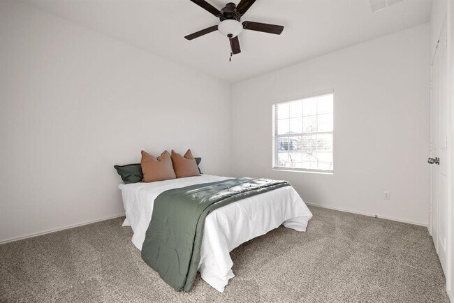 Building Photo - 1428 Chad Dr