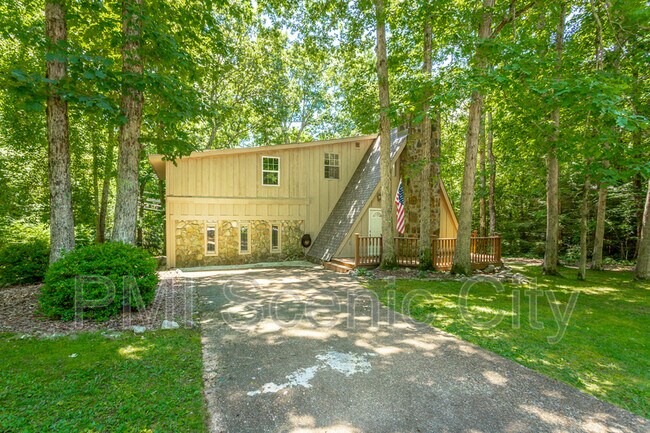 Building Photo - 1602 Rustic Homes Ln