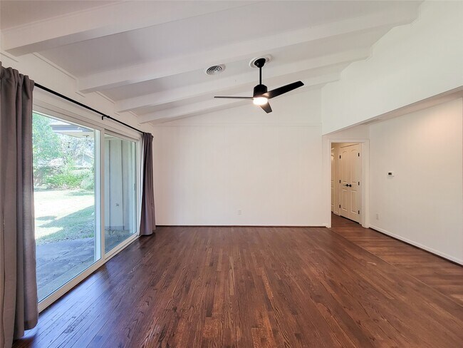Building Photo - 9506 Vogue Ln