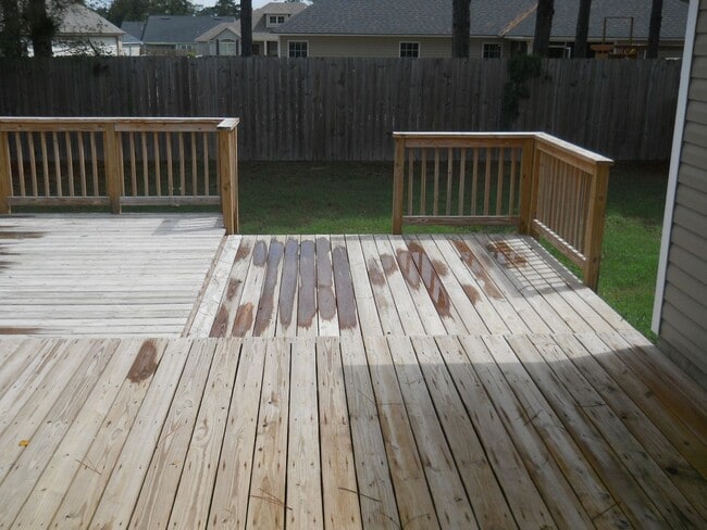 Building Photo - Glen Laurel S/D