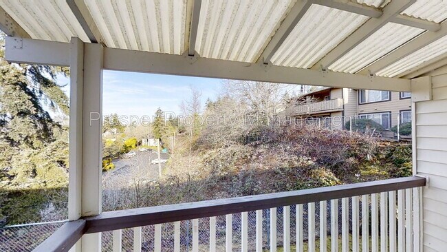 Building Photo - 2301 S 74th St