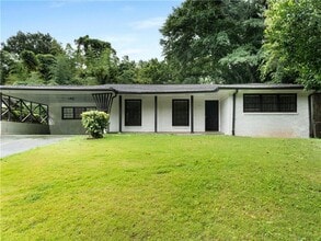 Building Photo - 1685 Dunwoody Pl NE