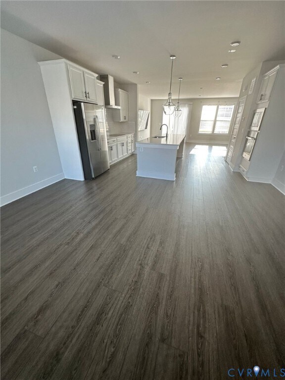 Building Photo - 598 Hazel Dr