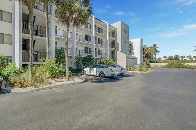 Building Photo - 1605 S US Hwy 1