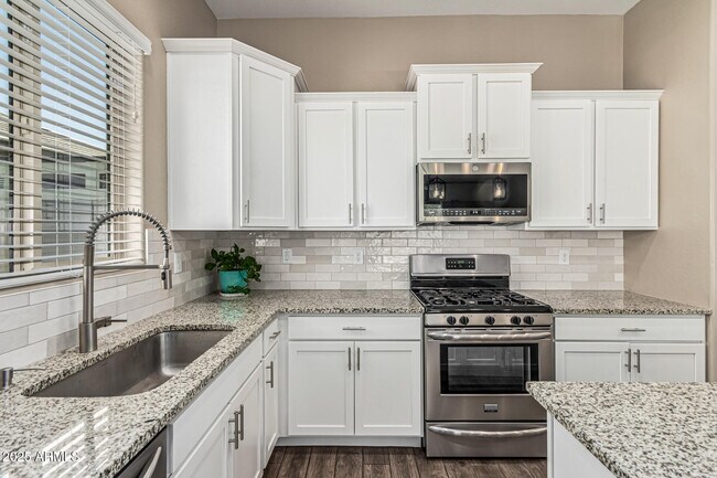 Building Photo - 13542 W Paso Trail