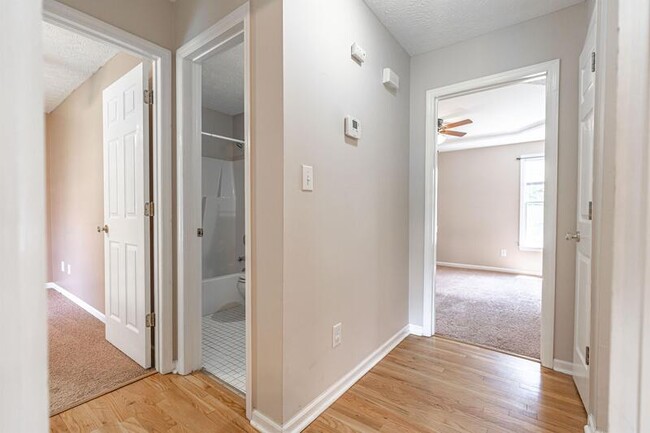 Building Photo - 6513 Jacobs Creek Cir