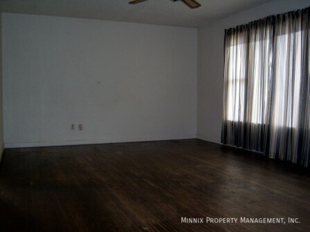 Building Photo - 3902 Uvalde Ave