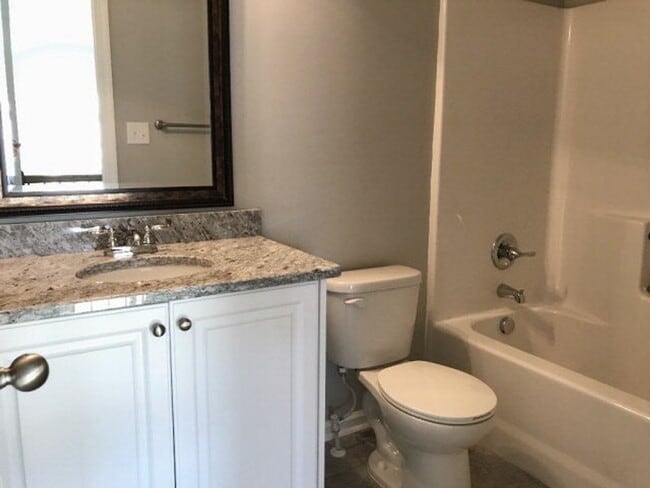 Building Photo - 327 Bella Rose Dr
