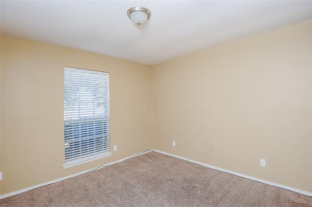 Building Photo - 4210 Maple Springs Dr