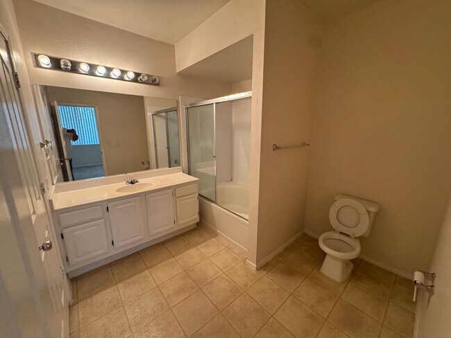 Building Photo - Cozy Condo in Ahwatukee
