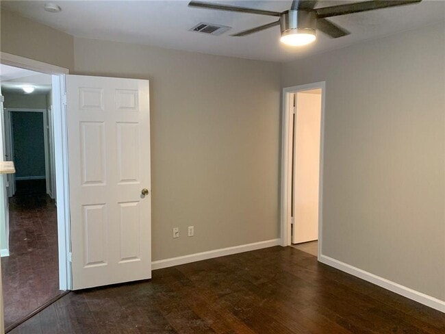 Building Photo - 11803 Lochridge Dr