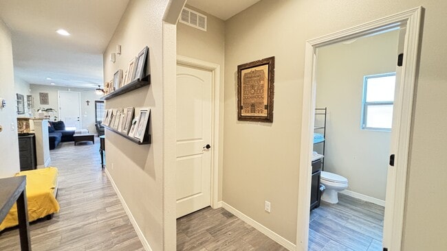 Building Photo - 2148 Honour Point Pl