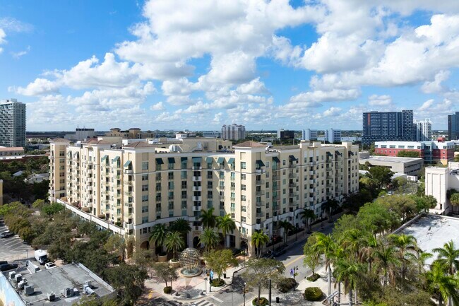 Building Photo - 610 Clematis St