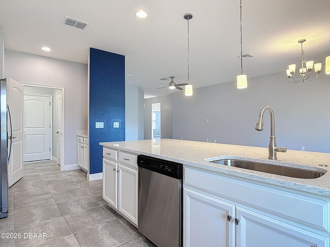 Building Photo - 5644 Estero Loop