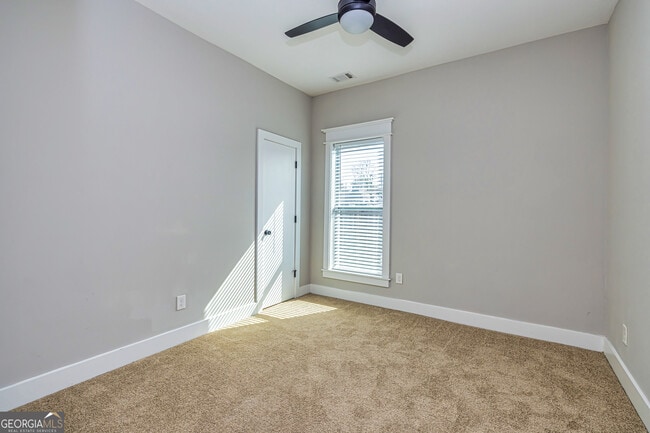 Building Photo - 1678 Dorsey Ave