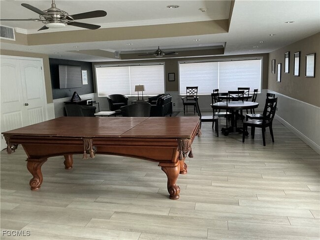 Building Photo - 2885 Palm Beach Blvd