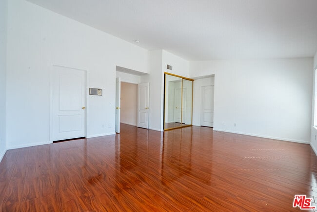 Building Photo - 12023 Stone Gate Way