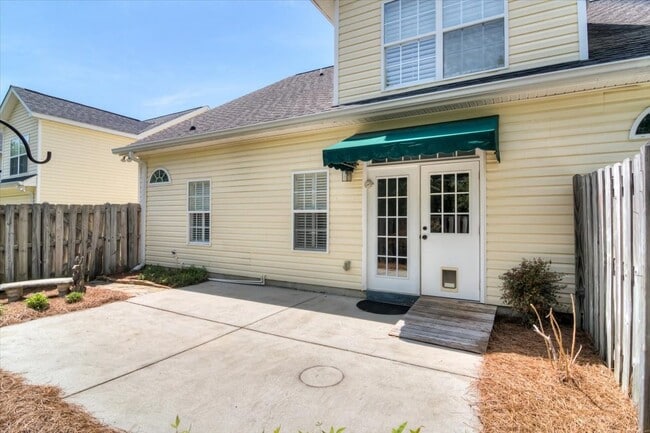 Building Photo - 124 Palmer Ct