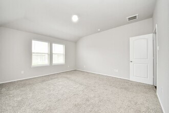 Building Photo - 16916 Rich Pines Dr