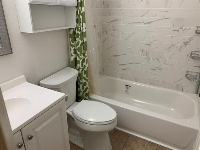 Building Photo - 17130 Copperhead Dr