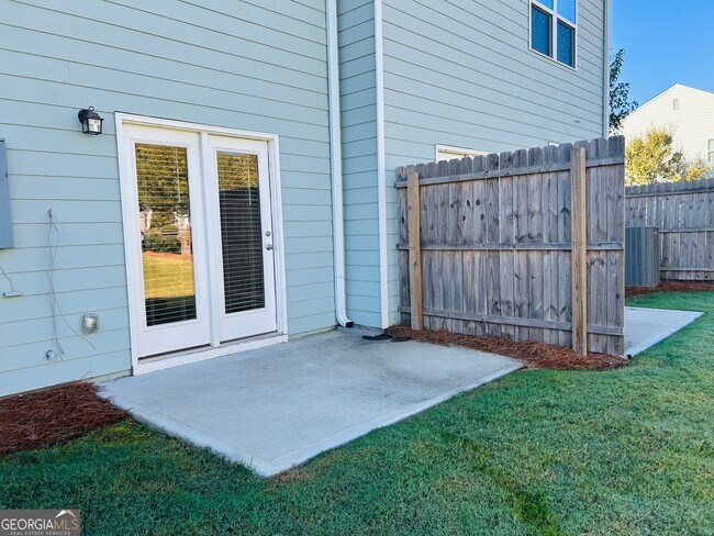 Building Photo - 1002 Paddington Dr