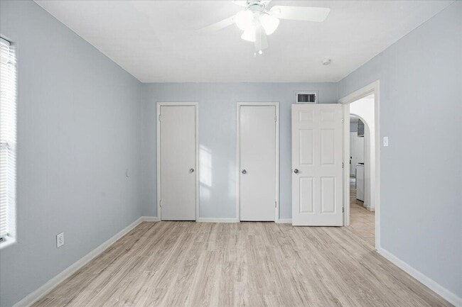 Building Photo - 510 56th St