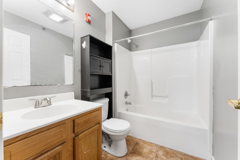 Building Photo - 525 Grant Ave