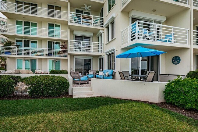 Building Photo - 6105 Bahia Del Mar Cir