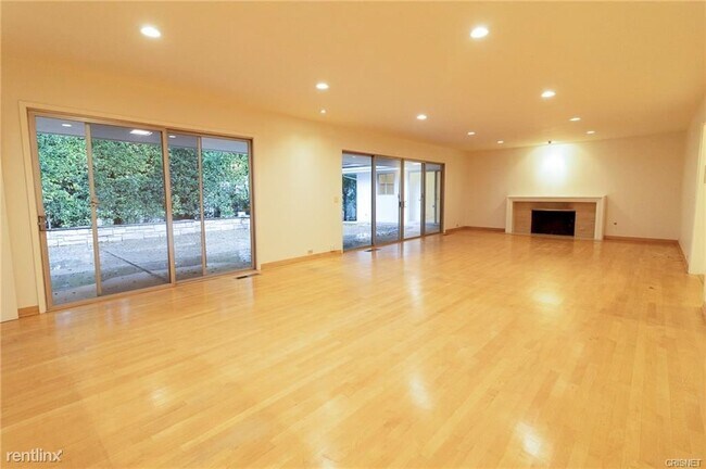 Building Photo - 3 br, 2.5 bath House - 1510 Virginia Ave