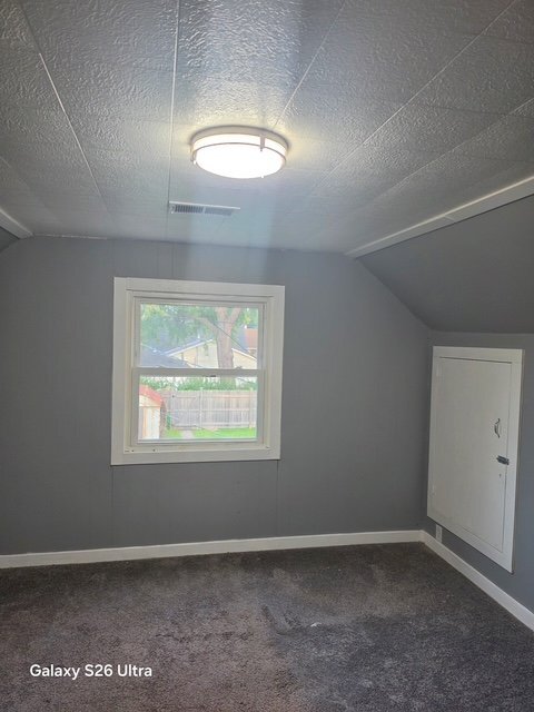 Building Photo - 17111 Oakwood Ave