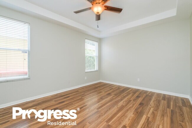 Building Photo - 10621 Navigation Dr