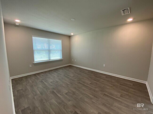 Building Photo - 24641 Alamitos Trace Dr