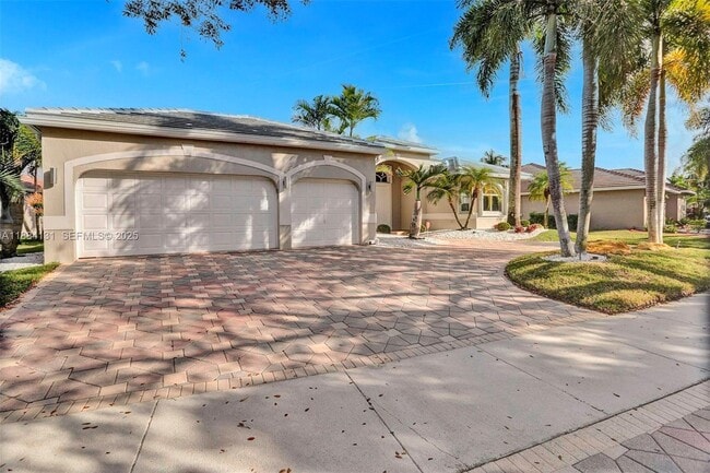 Building Photo - 3772 Oak Ridge Cir