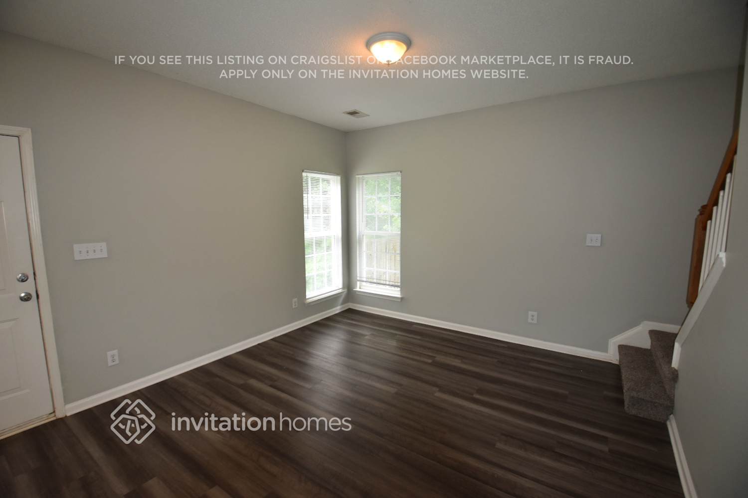 Building Photo - 211 Everett Park Dr