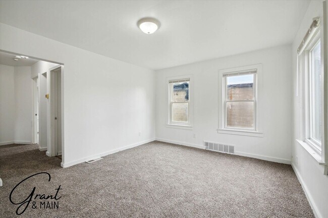 Building Photo - 13926 Rockdale St