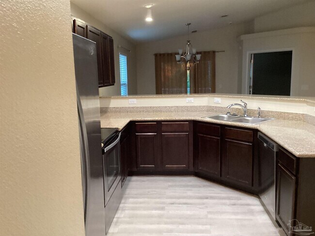 Building Photo - 196 Millet Cir