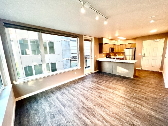 Building Photo - 1925 S I St