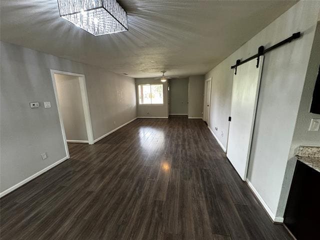 Building Photo - 2607 Clearview Cir