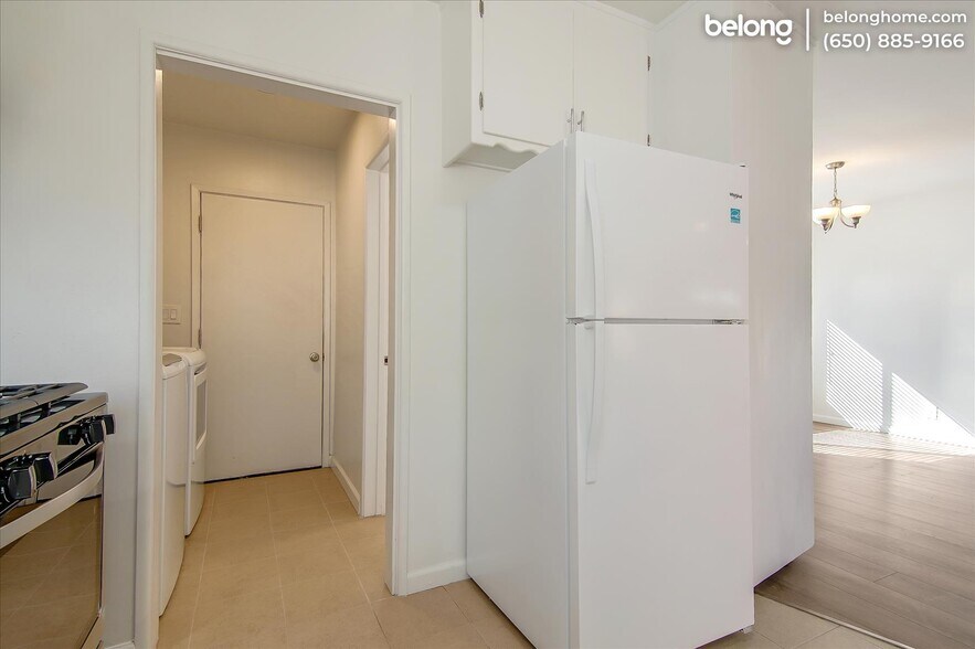 Building Photo - 11856 Beatrice St