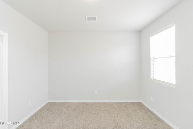 Building Photo - 13821 Madero Dr