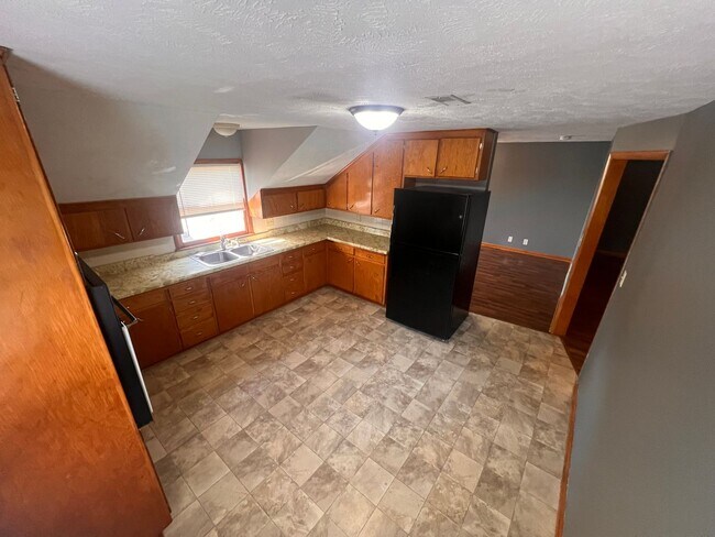 Building Photo - 1112 Plum St