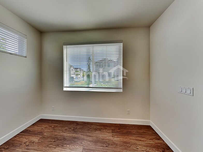 Building Photo - 33064 Eagle Peak Ln