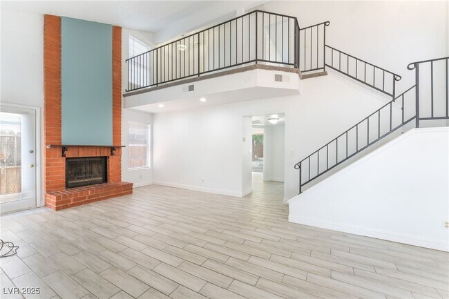Building Photo - 3951 Steinbeck Dr