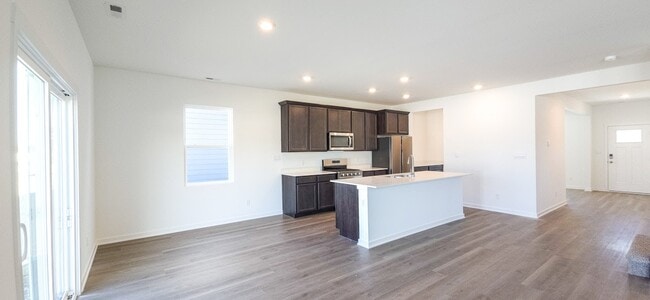 Building Photo - 10588 Morse Pl