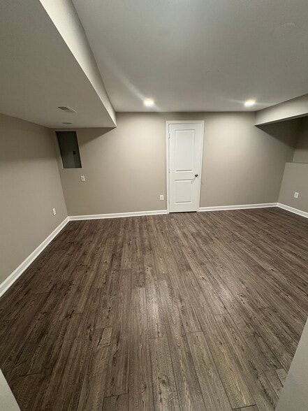 Building Photo - 3197 Tulip Tree Pl
