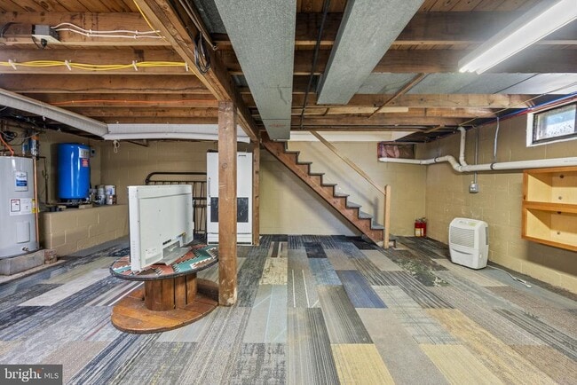 Building Photo - 422 Lee Ave