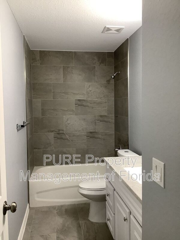 Building Photo - 2629 SW 175 Loop