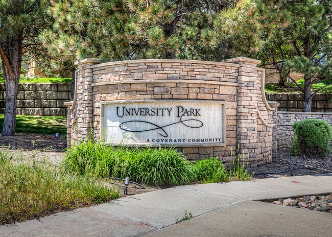 Building Photo - 5607 University Village View