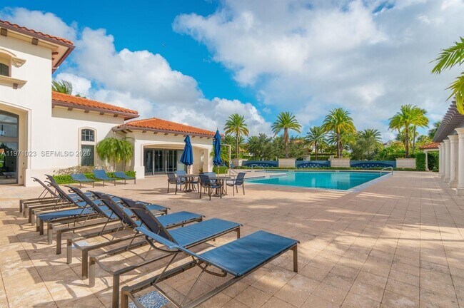 Building Photo - 11351 SW 15th St